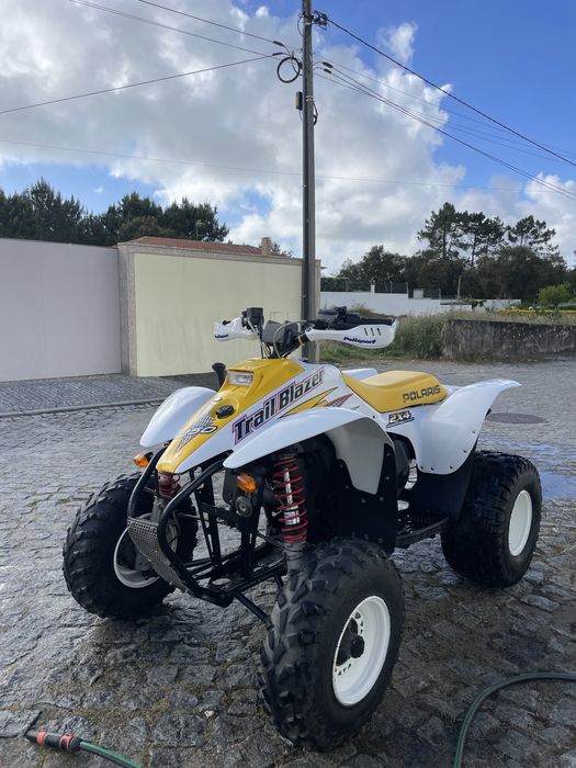 Moto 4 Polaris Trail Blazer 250cc