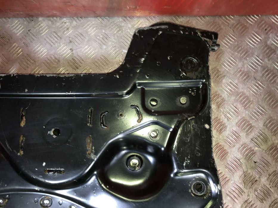 Балка передня підрамник Peugeot 308 2 T9 770687A016  Пежо 308 балка передняя