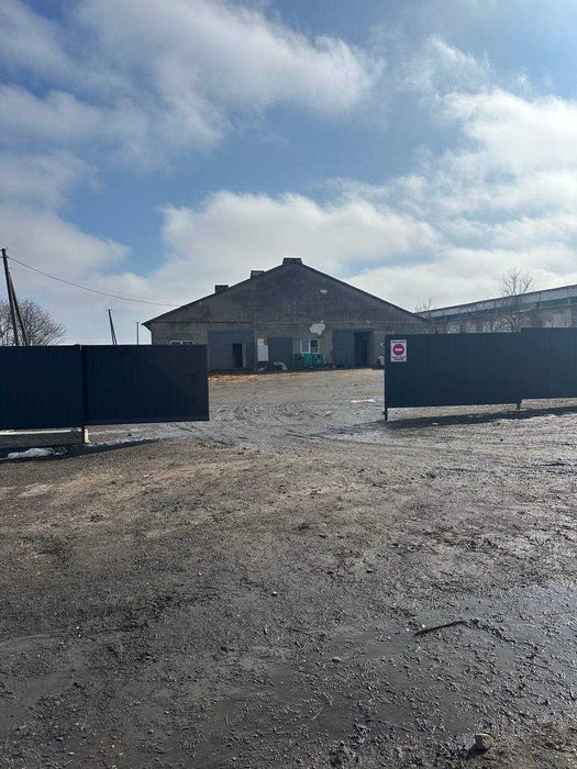 Фермерський комплекс в селі Підгайчики біля Коломиї.