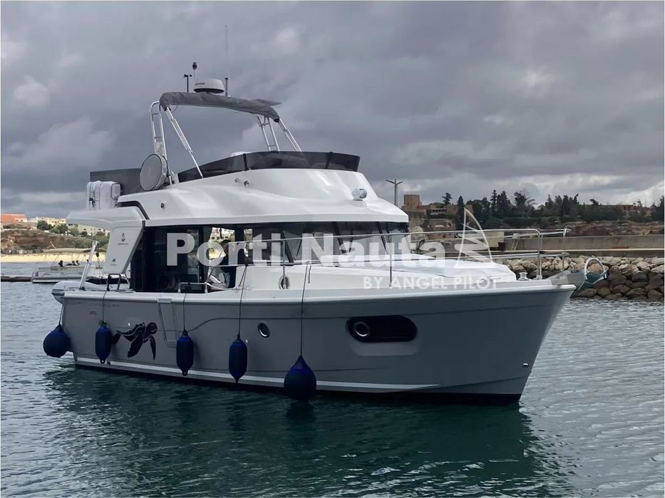 Beneteau Swift Trawler 35