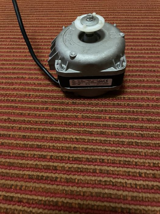 Двигатель вентилятора обдува