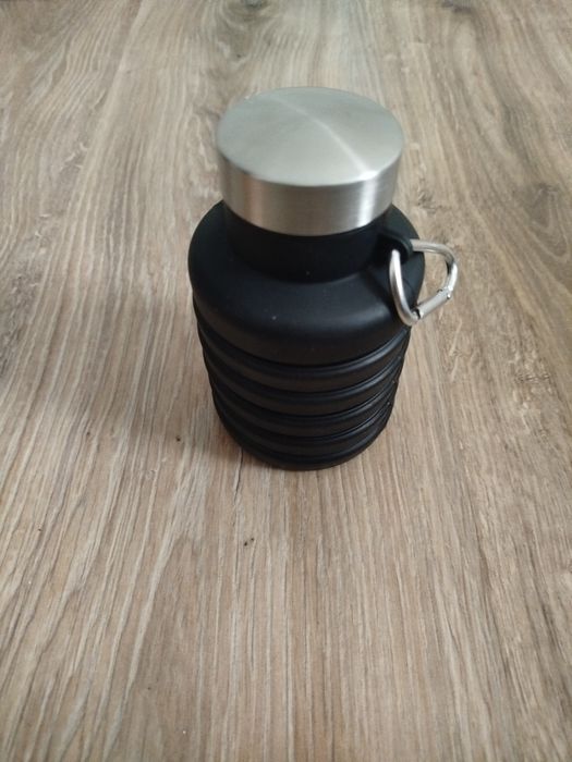 Бутылка для воды складная ( силикон?