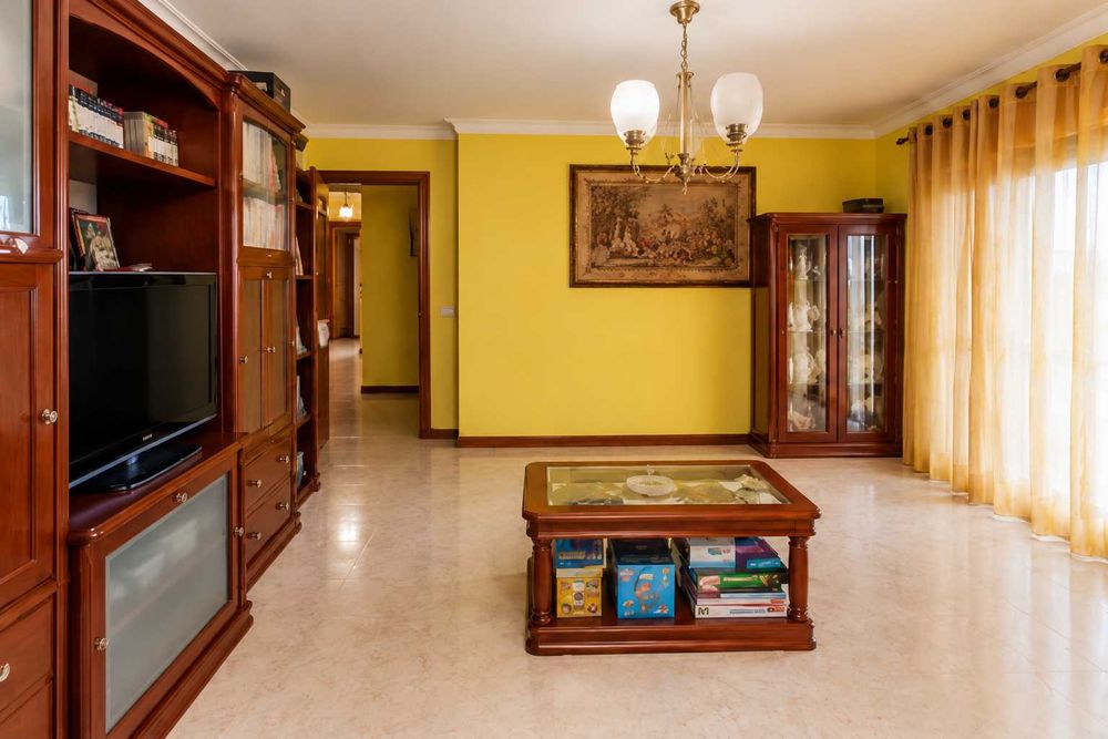 Moveis sala em cerejeira + mesa 6 cadeiras | Excelente estado