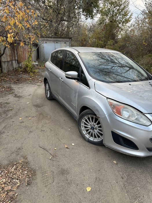 Разборка Ford C-MAX hybrid 2.0 газ 2013 года