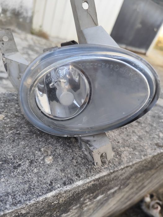 Farol de nevoeiro esquerdo Opel Tigra