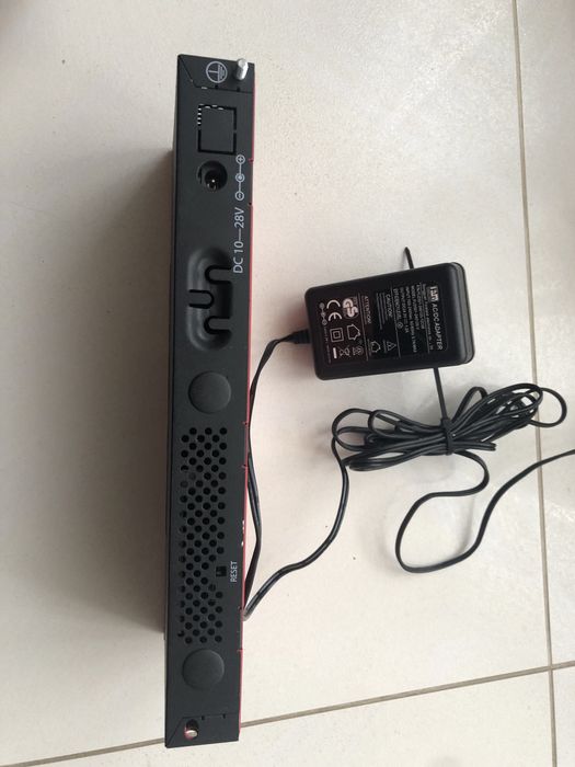 10-портовый маршрутизатор MikroTik RB2011iLS-IN