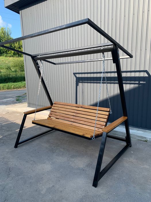 Садова Гойдалка в стилі лофт