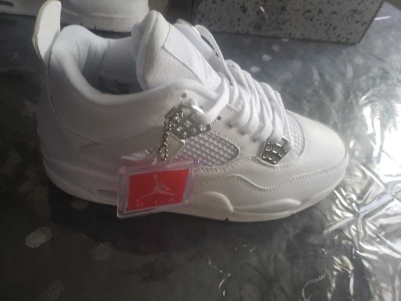 Jordan 4 Retro Pure Money Rozmiar 39