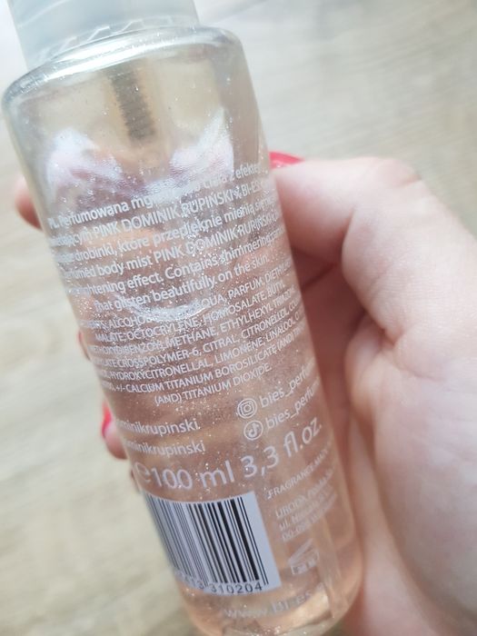 Perfumowana mgiełka do ciała roswietlajaca Pink Dominik Rupinski Bi-es