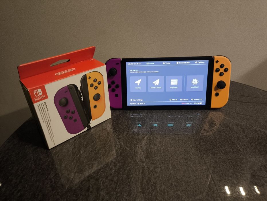 Nintendo switch OLED, modchip picofly cfw nowe joycony