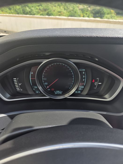 Volvo V40 modelo Summum
