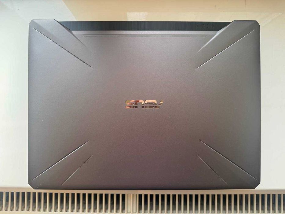 Ігровий Ноутбук ASUS TUF FX505DV 32GB RAM, 2060 6GB, 500GB SSD + 1TB H