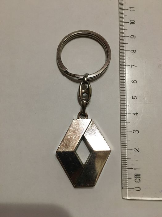 Брелок для ключів / металлический брелок Renault