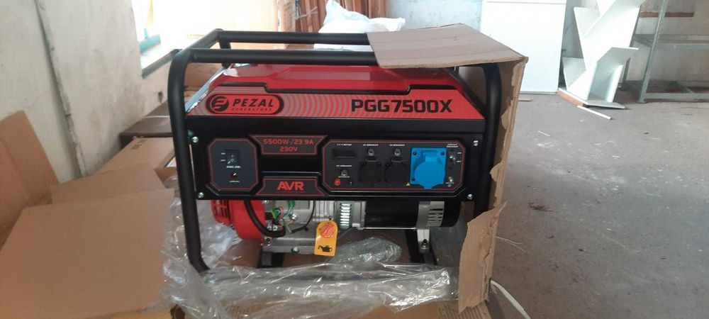 Продам Генератор бензиновый Pezal PGG7500X 5,5 кВт