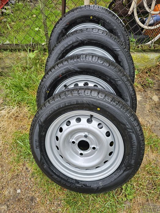 Koła przyczepki (2 szt) felgi z oponami 155/70 R13