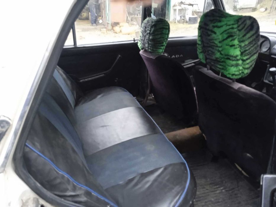 Продам авто ваз 2106