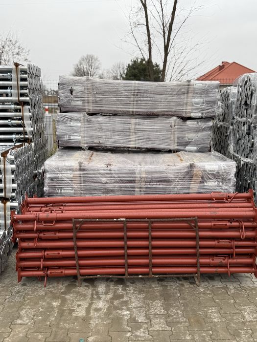 Stemple budowlane metalowe szalunki stropowe strop dźwigary budowlane