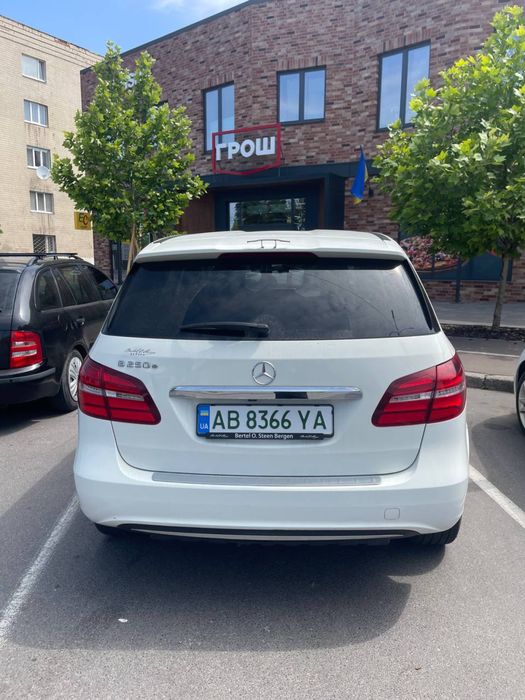 Здам в оренду  Mercedes Benz B 250