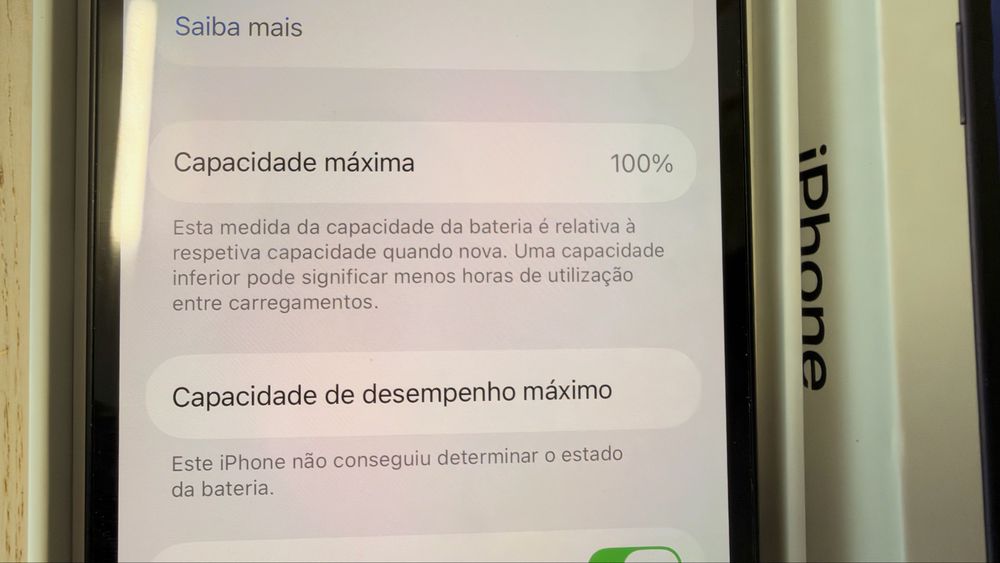 Apple iPhone 12 128GB + Capa Apple MagSafe + AirPods 2nd Gen