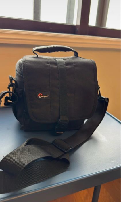 Nikon D5100 + bolsa + cartão SD 16GB