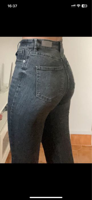 Calças cinzentas skinny