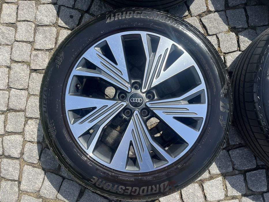 4 Jantes 19 Audi 5x112 Originais - Com pneus / Q4 E-tron