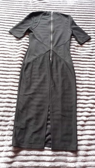 Sukienka midi czarna ASOS r. 36