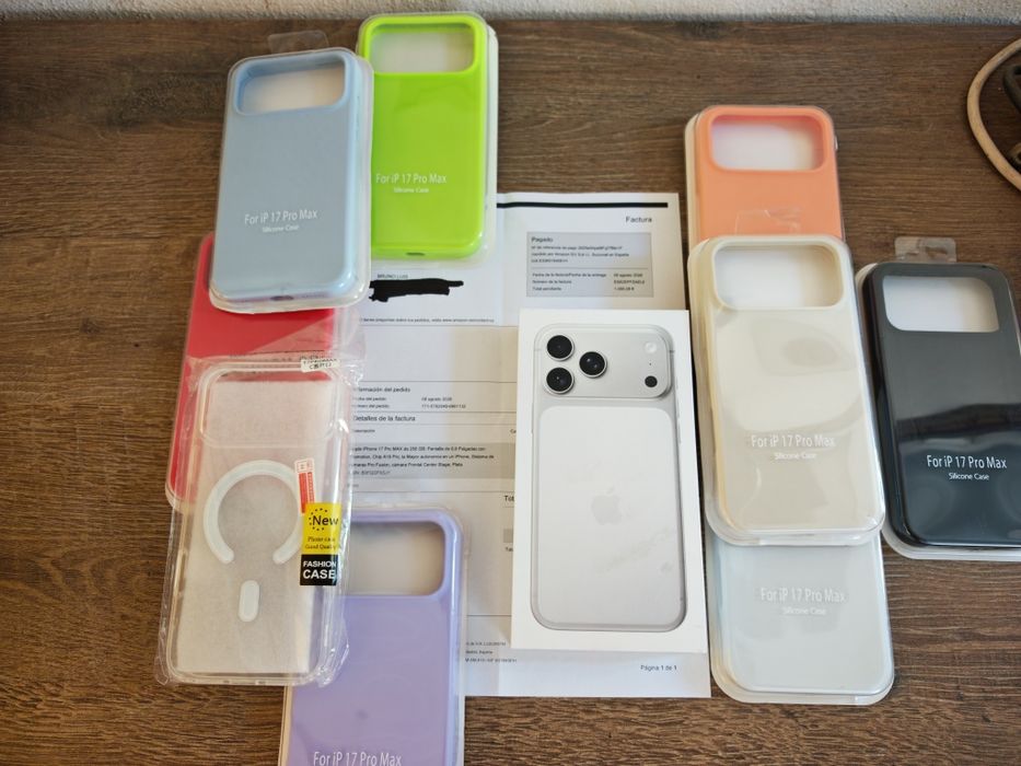iPhone 17 Pro Max  6.9" 256GB Silver Selado, C/Garantia Aceito Retomas