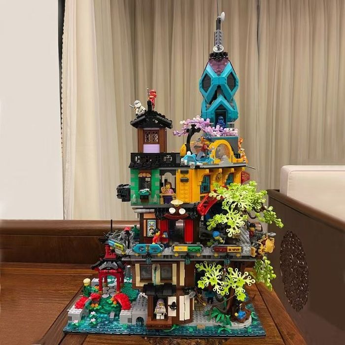 Blocos de construção NINJAGO City Gardens 71741