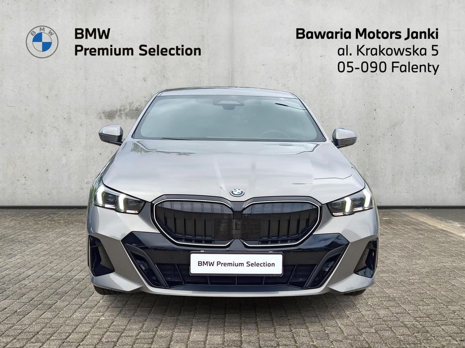 BMW Seria 5 550e xDrive, Pakiet sportowy M Pro,  Bowers & Wilkins, Kmaery 360