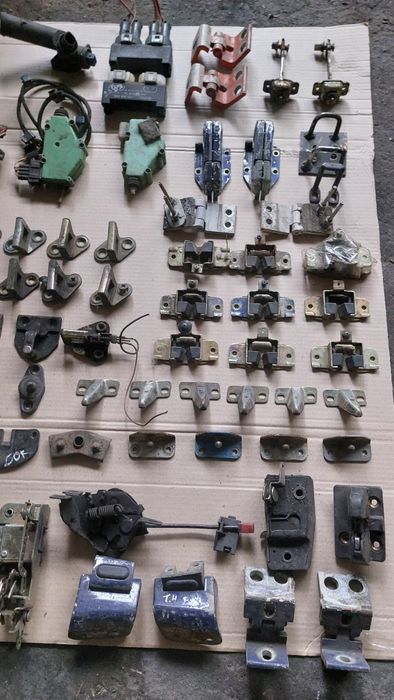 т4 ручка.Зовнішня ручка дверьки-Volkswagen Transporter 4.Дверна ручка