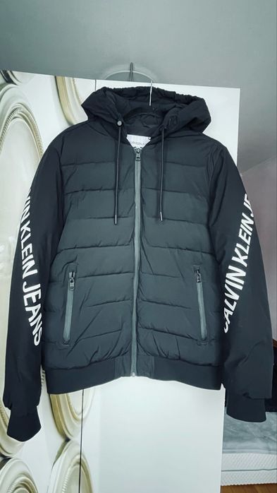 Куртка мужская зимняя CALVIN  KLEIN  JEANS  (Оригинал)  размер M