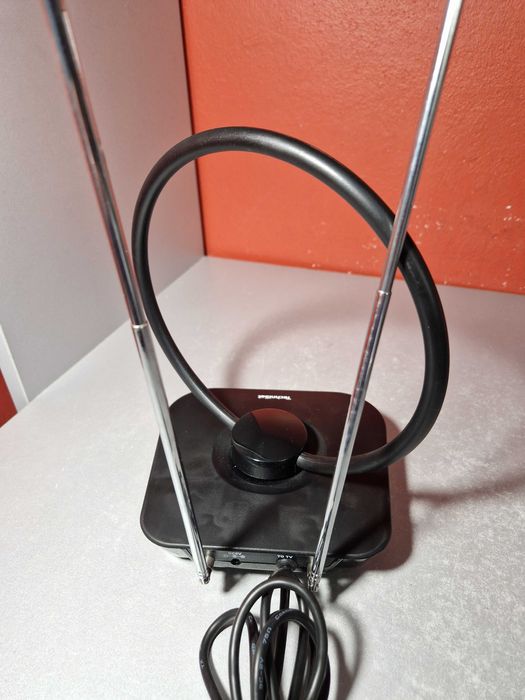 Antena wewnętrzna pokojowa DIGITENNE TT4