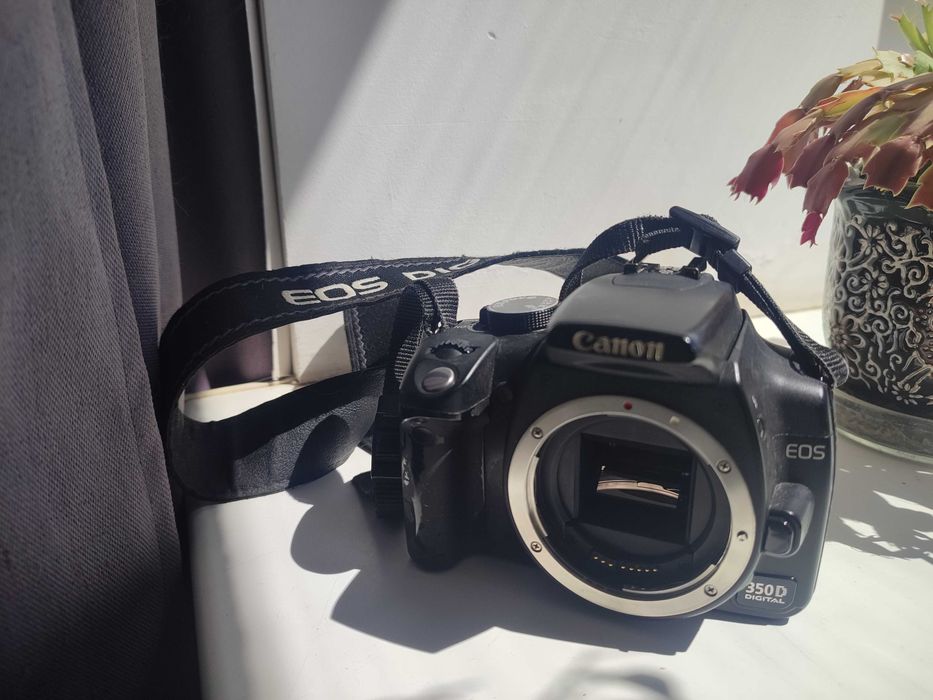 Дзеркальний Фотоапарат Canon 350D