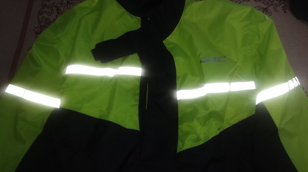 Casaco impermeável motociclo.