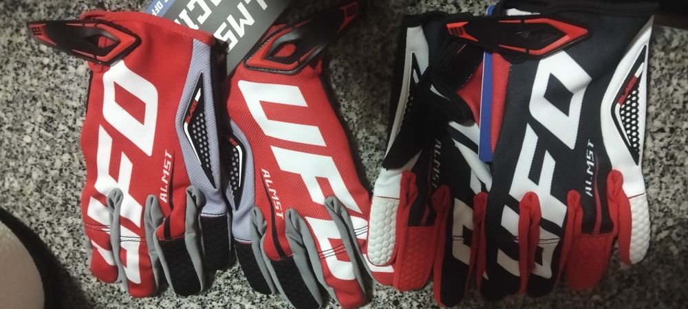 2 Pares luvas motocross UFO