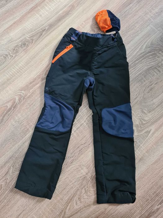 Spodnie turystyczne trekkingowe quechua 104 na wiek ok. 4-5lat
