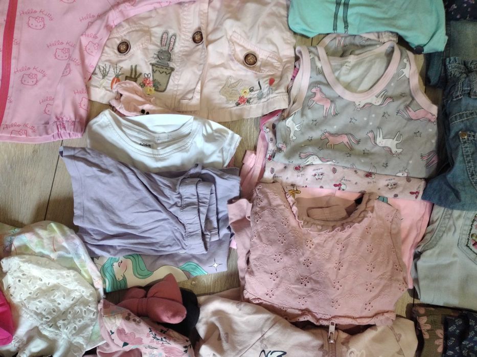 Zestaw ubrań i buty dla dziewczynki 3 lata