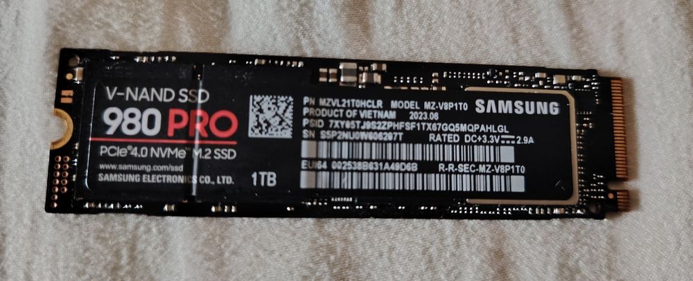 SSD Samsung 980 Pro 1TB M.2 PCIe 4.0 x4 V-NAND