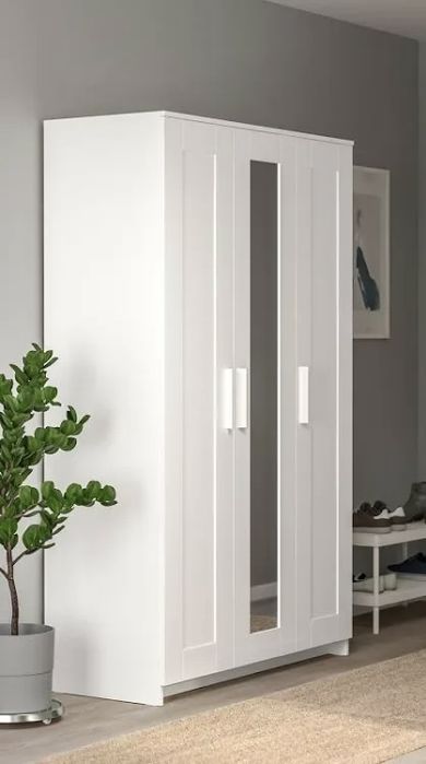 Ikea BRIMNES Szafa/3 drzwi, kolor biały, lustro