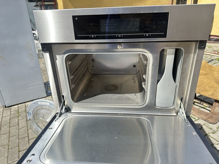 Miele DG5080 духовка