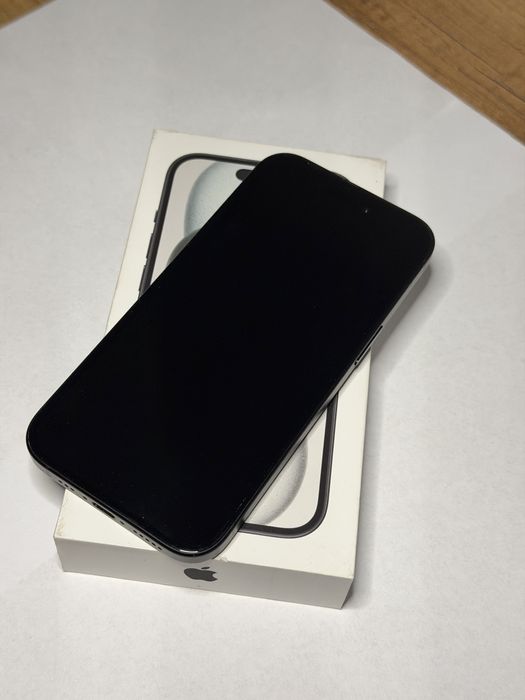 iPhone 15 Black 128GB Apple