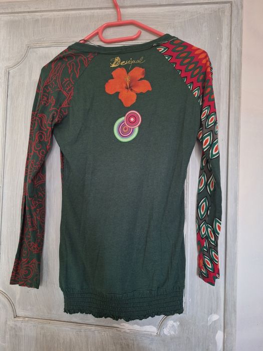 T-shirts tamanho s/m da Desigual novas.