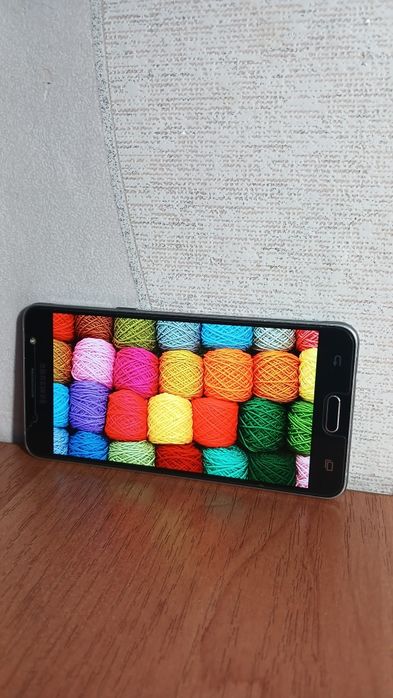 Продам Отличный Телефон Samsung Galaxy J510