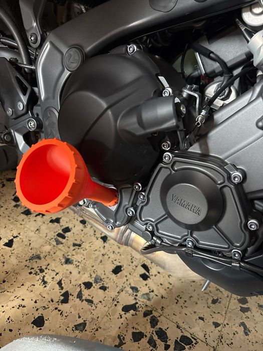 Yamaha MT09, Tracer 900, R9 - Funil de Oleo