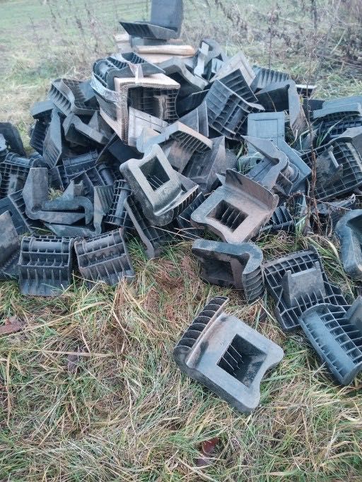 Kątowniki plastikowe