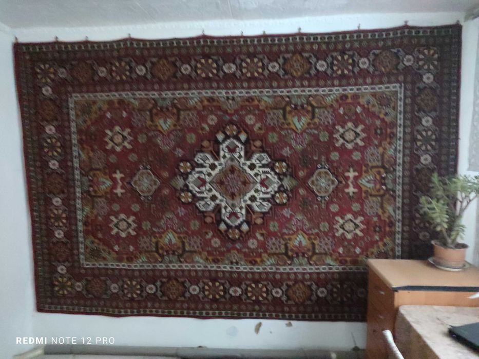 Килим  , ковёр шерстяной 190*290 в гарному стані