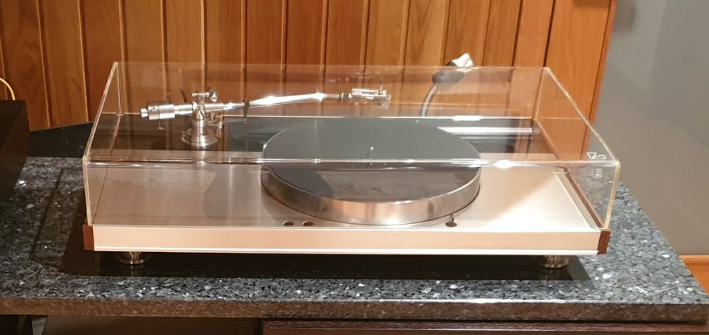 LUXMAN PD444 Gira disco Turntable PD 444