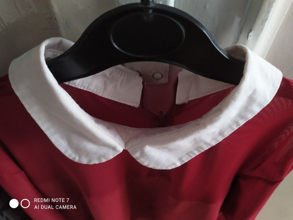 Bluzka damska siatkowa z surowym dołem