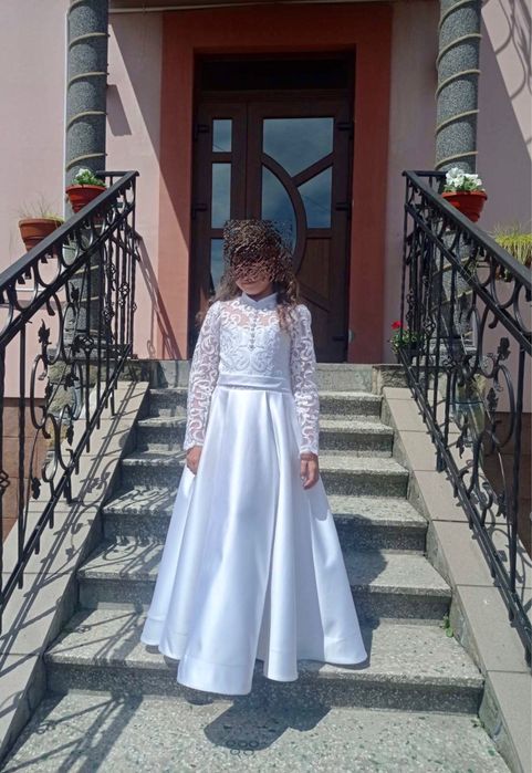 Плаття на причастя